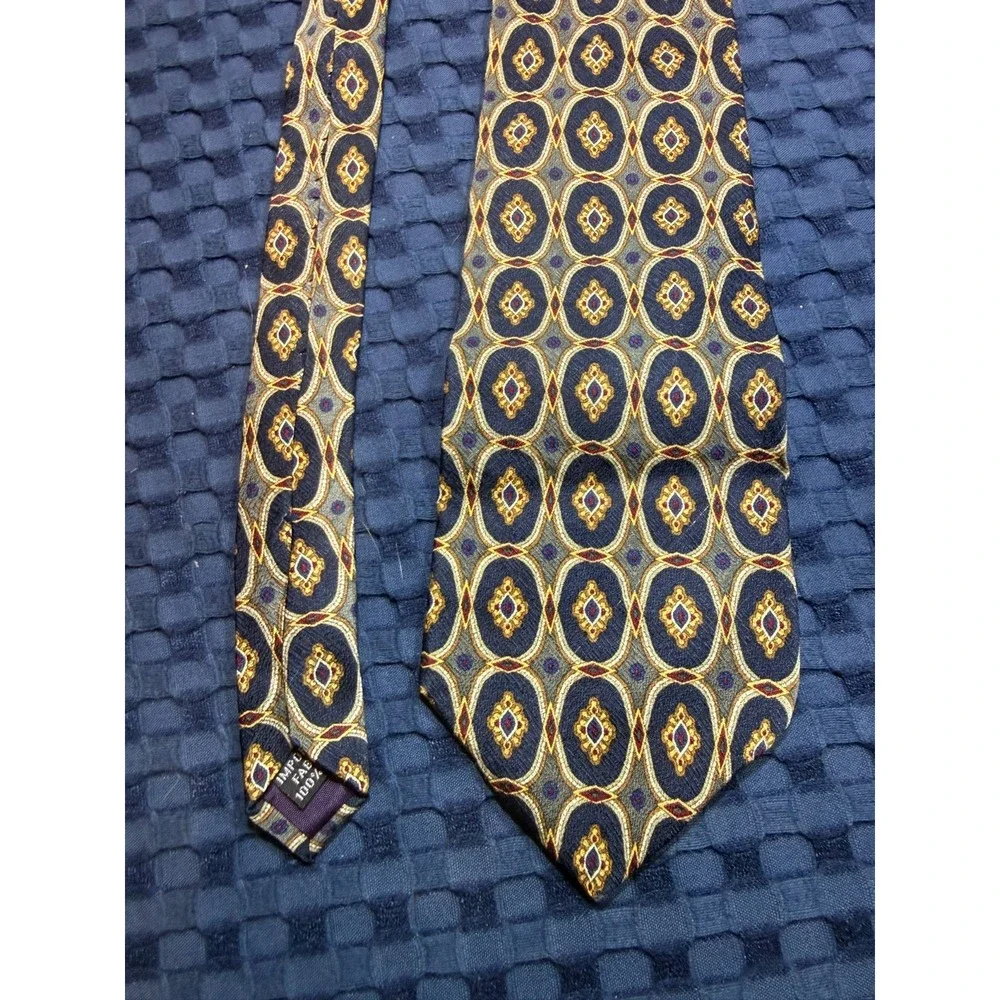 Geoffrey Beene 100% Silk Necktie Gold Black Geometric Tie Vintage